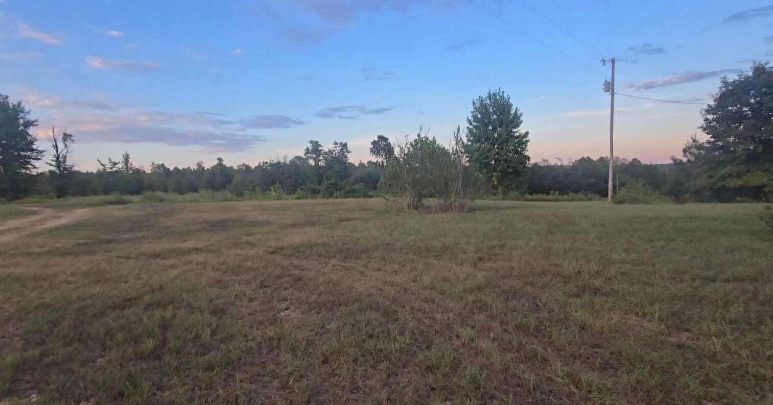 2.5 Acres of Residential Land for Sale in Maplesville, Alabama