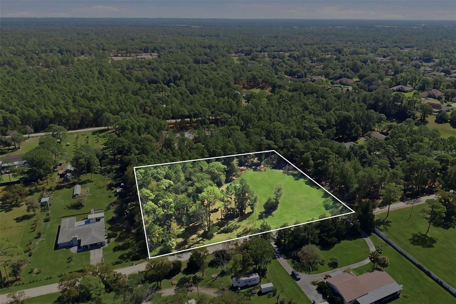 2.5 Acres of Residential Land for Sale in Spring Hill, Florida