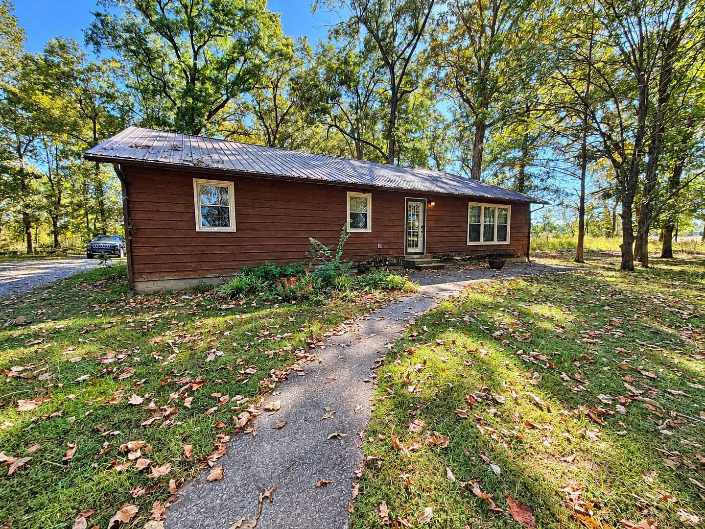 5.7 Acres of Land with Home for Sale in Brookport, Illinois