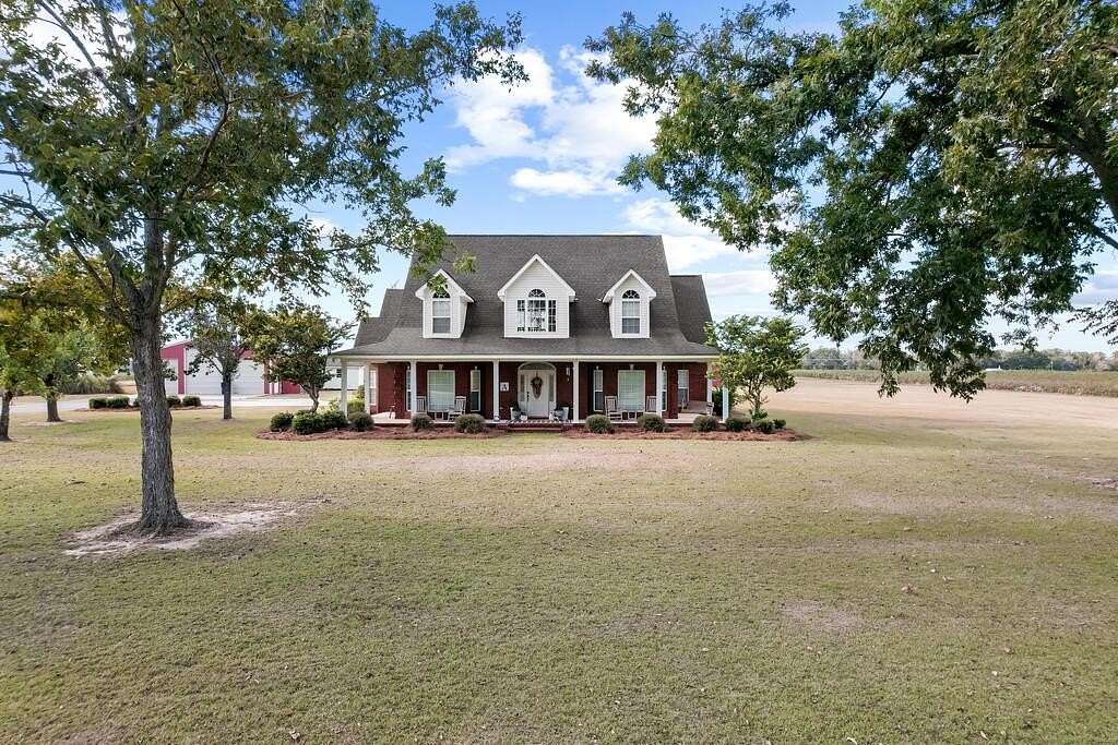 5 Acres of Land with Home for Sale in Gordon, Alabama
