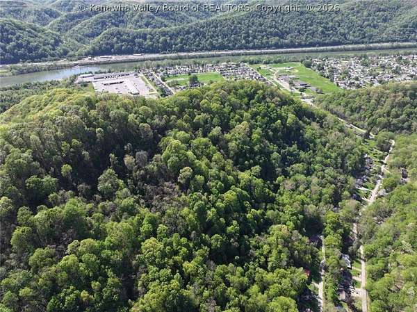 37 Acres of Land for Sale in Belle, West Virginia