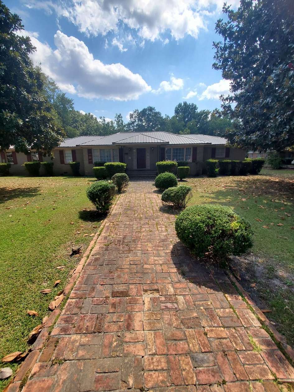 1.7 Acres of Land with Home for Sale in Manning, South Carolina