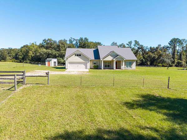 12 Acres of Land with Home for Sale in Madison, Florida