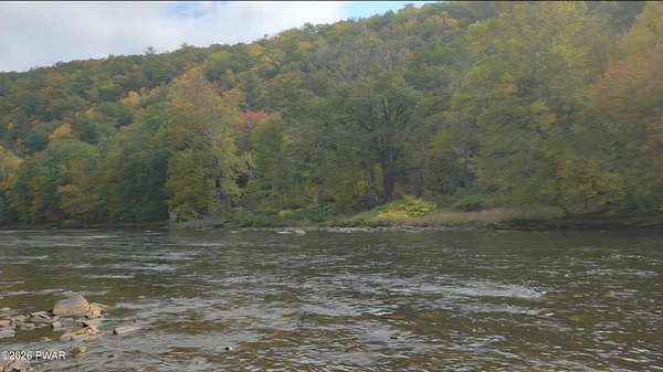 1.32 Acres of Land for Sale in Lackawaxen, Pennsylvania
