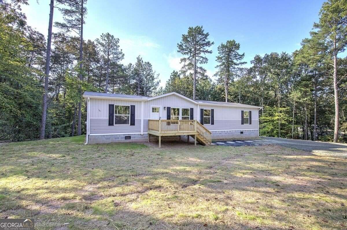 1.5 Acres of Land with Home for Sale in Talking Rock, Georgia
