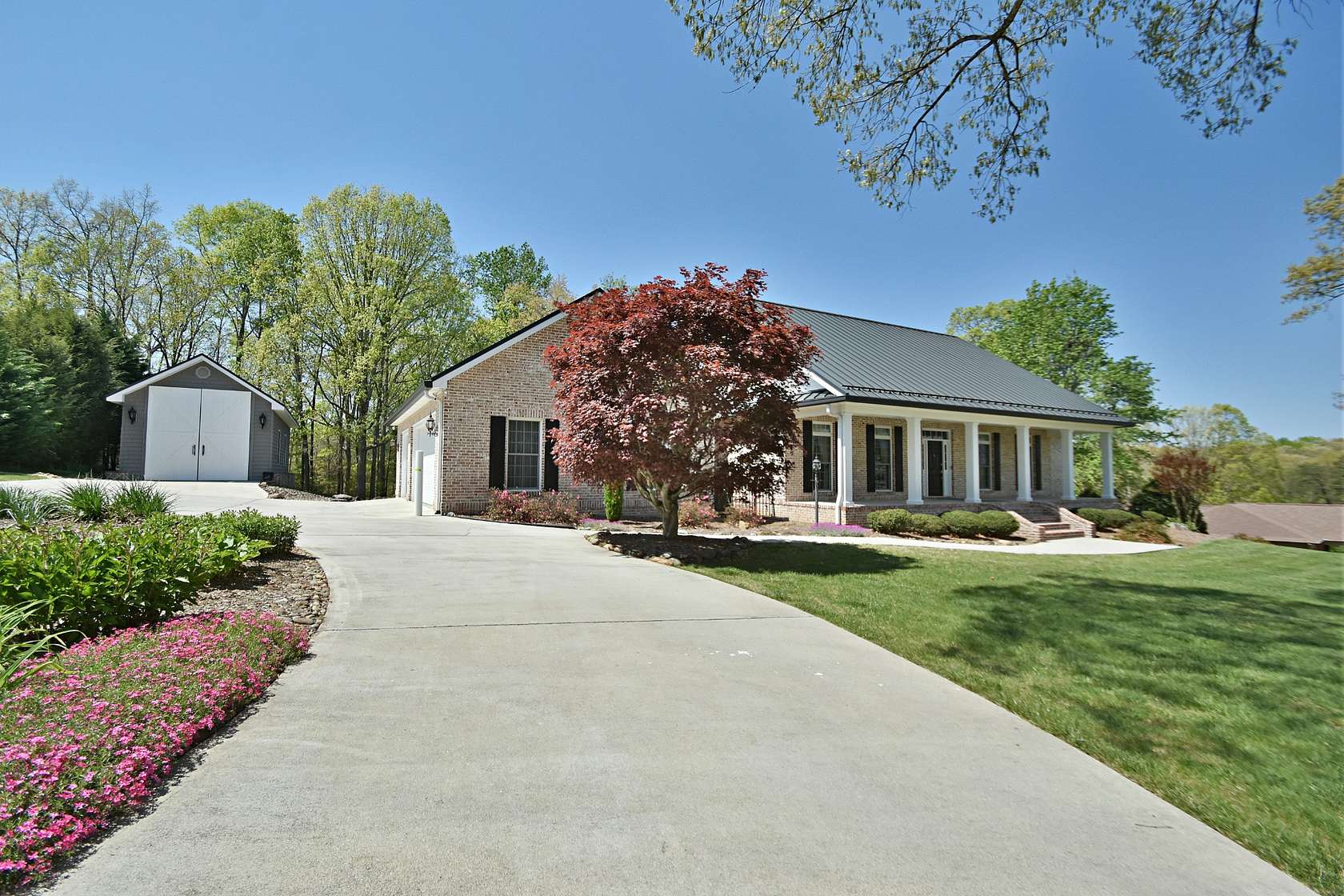 3.18 Acres of Land with Home for Sale in Loudon, Tennessee