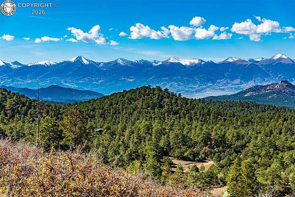 10.4 Acres of Land for Sale in Cotopaxi, Colorado