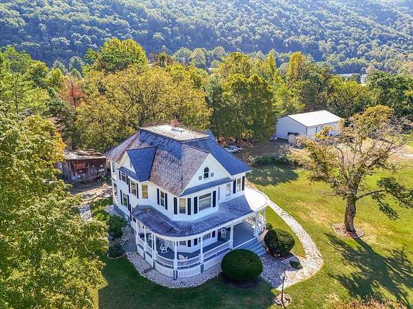 3.83 Acres of Improved Mixed-Use Land for Sale in Elliston, Virginia