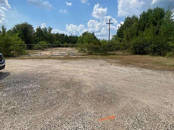 4 Acres of Commercial Land for Sale in Lake Charles, Louisiana