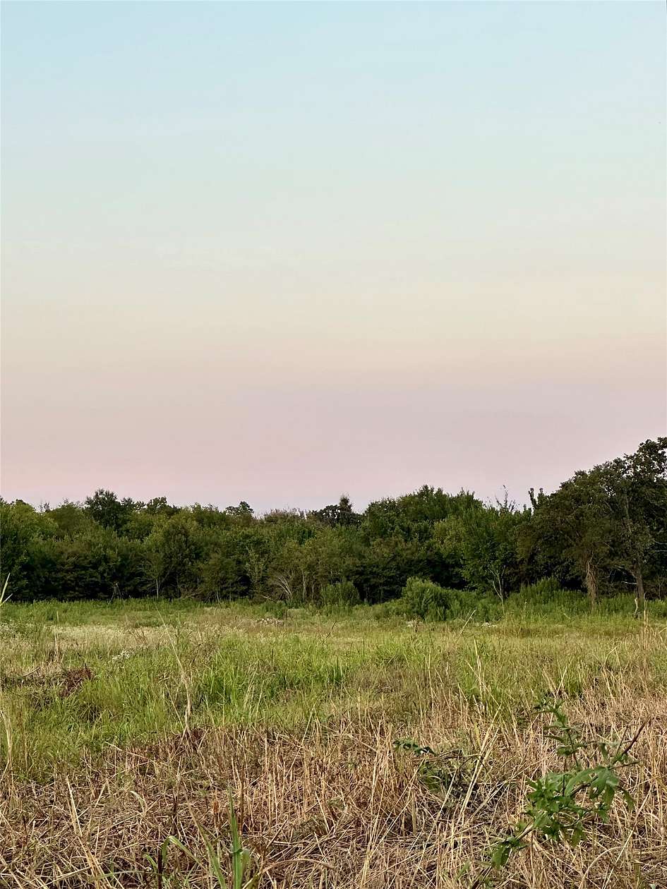 1 Acre of Land for Sale in Sulphur Springs, Texas