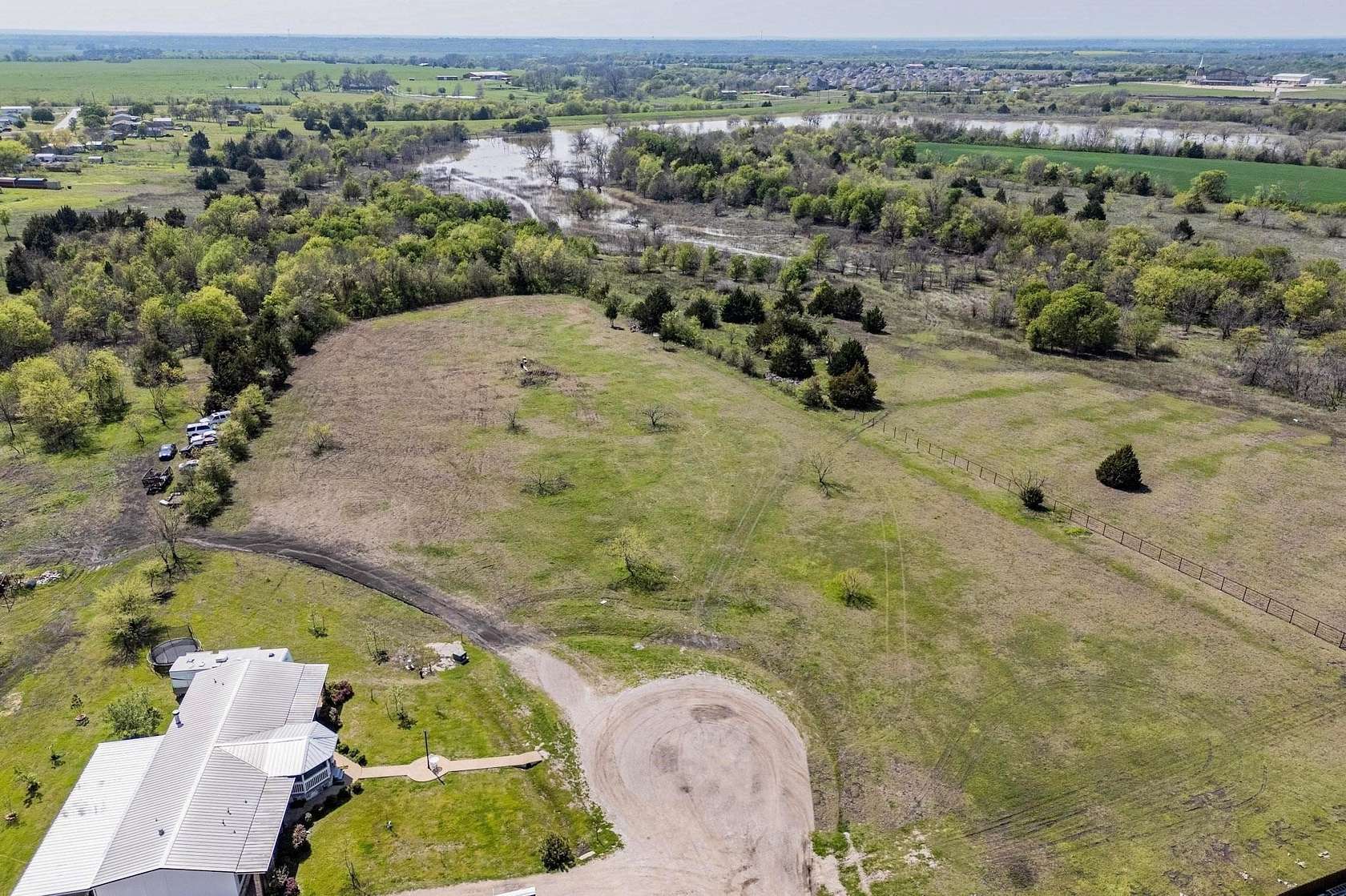 1.62 Acres of Residential Land for Sale in Crandall, Texas