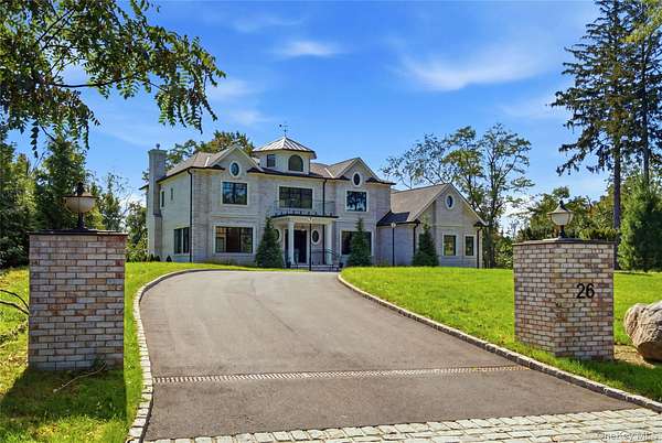 2 Acres of Land with Home for Sale in Old Westbury, New York