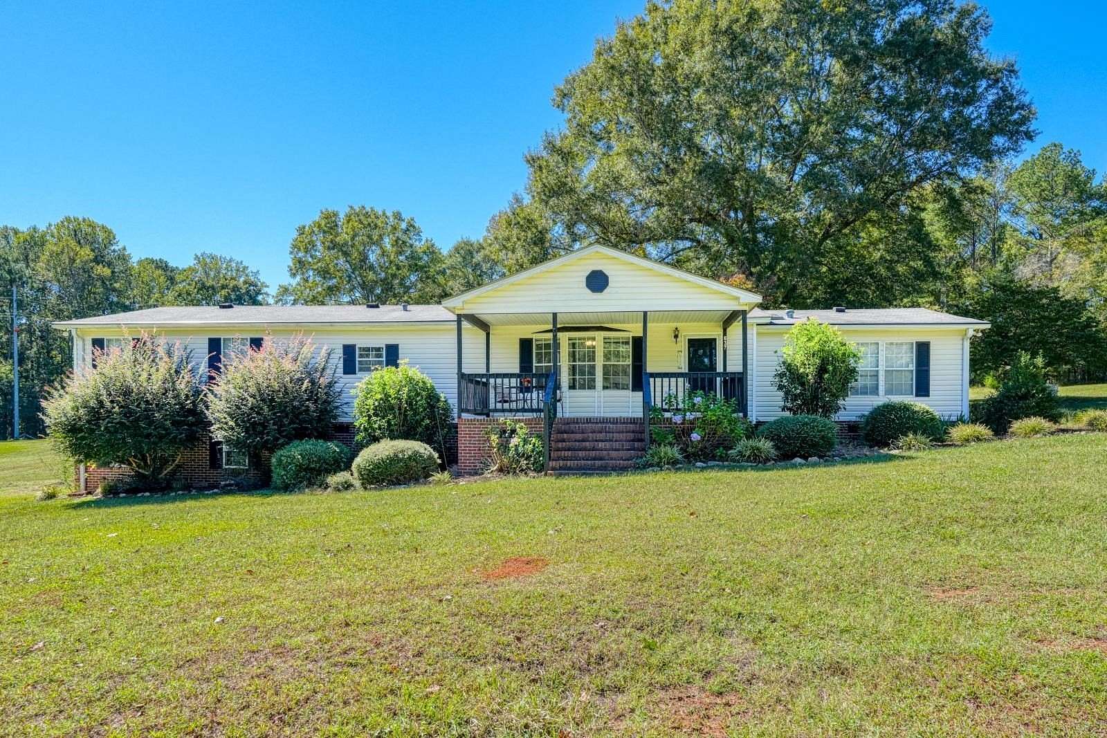 10.8 Acres of Land with Home for Sale in Laurens, South Carolina