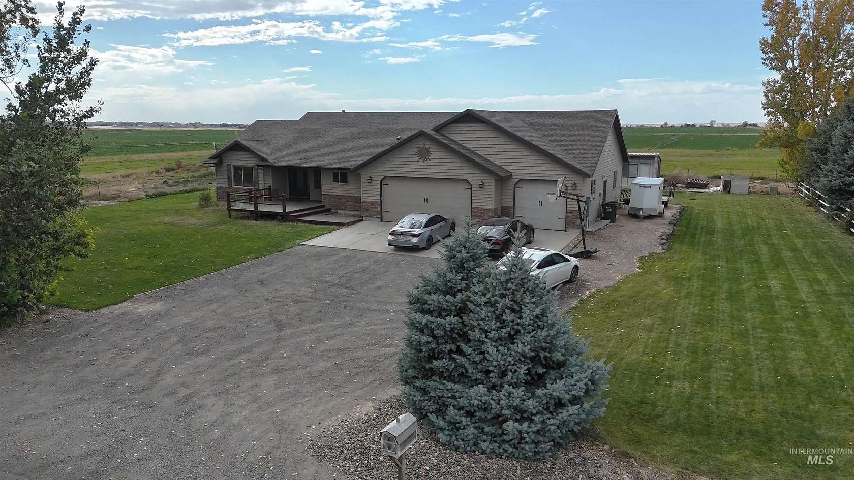2.9 Acres of Land with Home for Sale in Gooding, Idaho