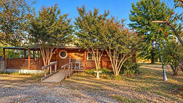4 Acres of Land with Home for Sale in Farmersville, Texas
