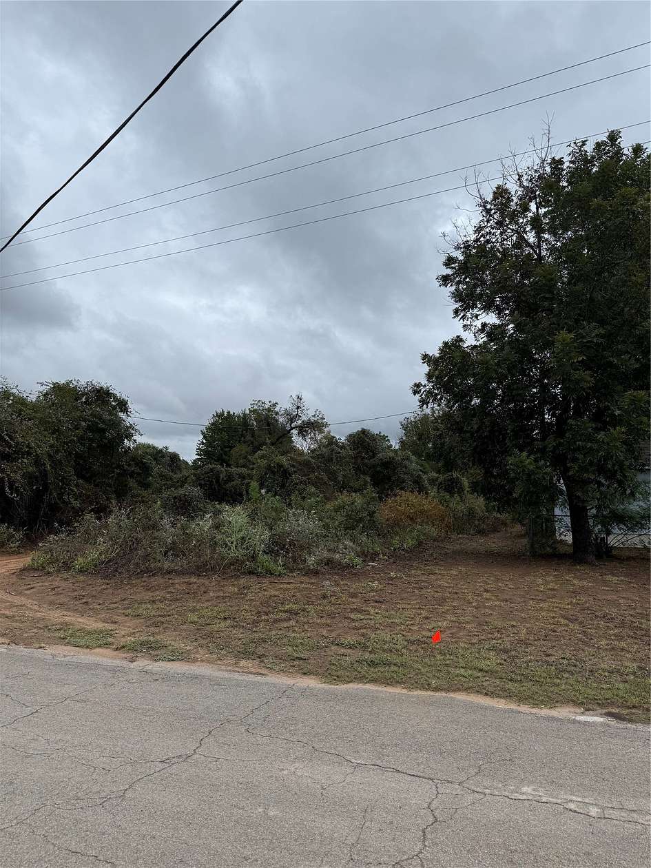 0.33 Acres of Land for Sale in Weatherford, Texas