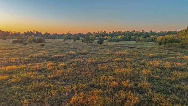 55 Acres of Recreational Land for Sale in Cashion, Oklahoma