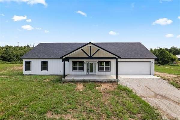 17.4 Acres of Land with Home for Sale in Mannford, Oklahoma