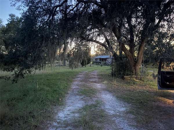 5 Acres of Land with Home for Sale in Trenton, Florida