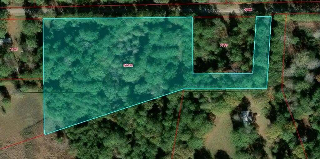 4.34 Acres of Land for Sale in Silsbee, Texas