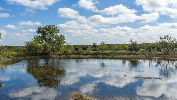 125 Acres of Land for Sale in Stephenville, Texas