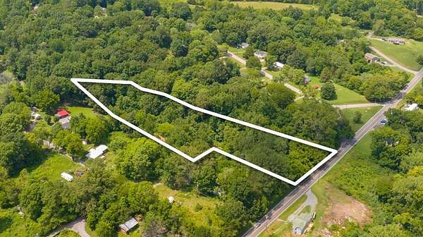 2.1 Acres of Residential Land for Sale in Clarksville, Tennessee
