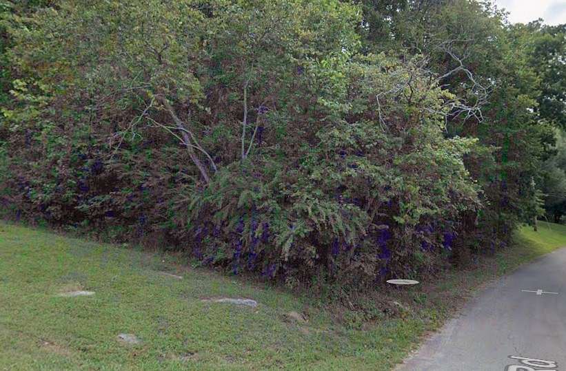 6 Acres of Residential Land for Sale in Sparta, Tennessee