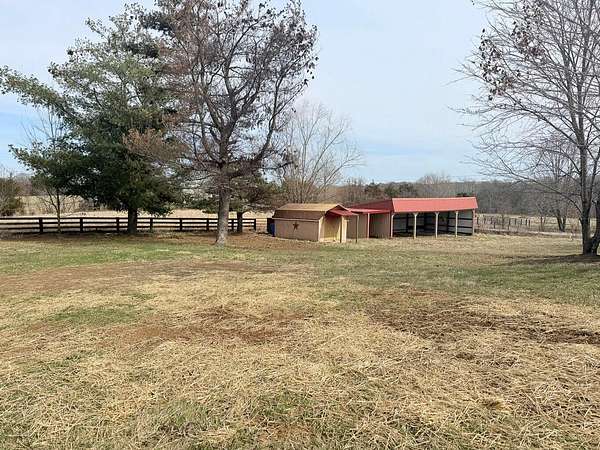 1.54 Acres of Land with Home for Auction in Berea, Kentucky