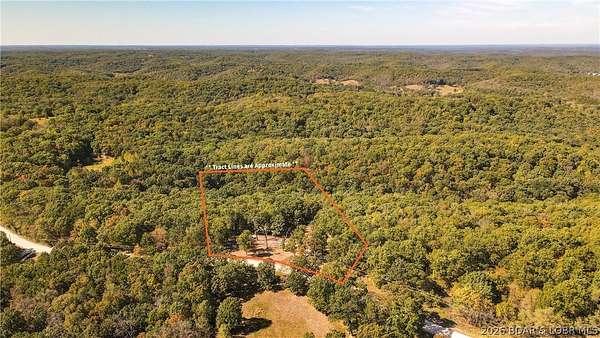 6 Acres of Residential Land for Sale in Camdenton, Missouri