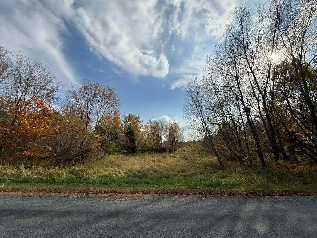 2.74 Acres of Residential Land for Sale in Marathon City, Wisconsin