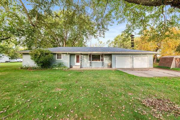 1.87 Acres of Land with Home for Sale in Braidwood, Illinois