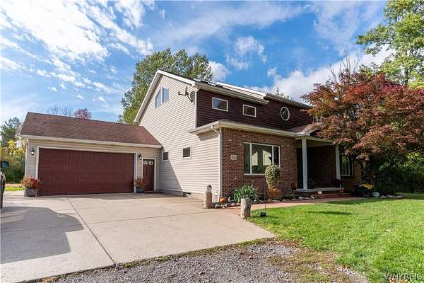 4 Acres of Land with Home for Sale in Elma, New York