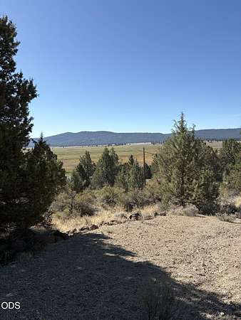 3 Acres of Residential Land for Sale in Chiloquin, Oregon