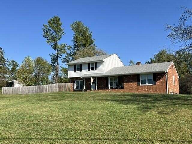 7 Acres of Land with Home for Sale in Vinton, Virginia