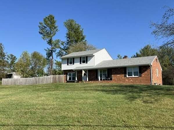7 Acres of Land with Home for Sale in Vinton, Virginia