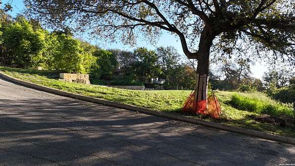 0.49 Acres of Residential Land for Sale in Terrell Hills, Texas