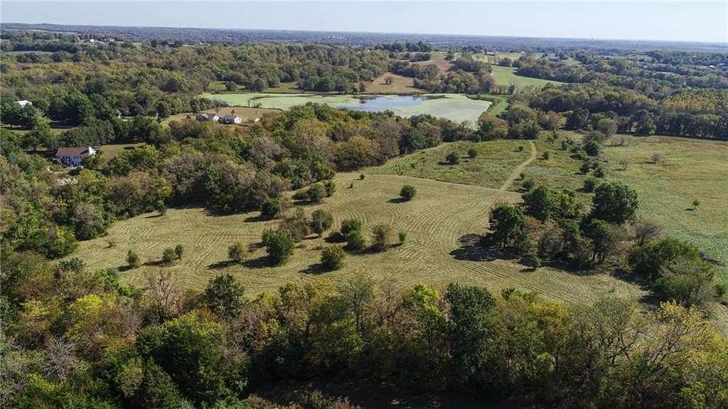 21 Acres of Land for Sale in Kingsville, Missouri