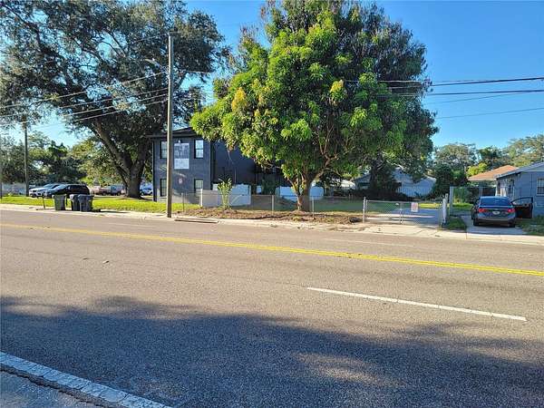 0.11 Acres of Commercial Land for Sale in Tampa, Florida