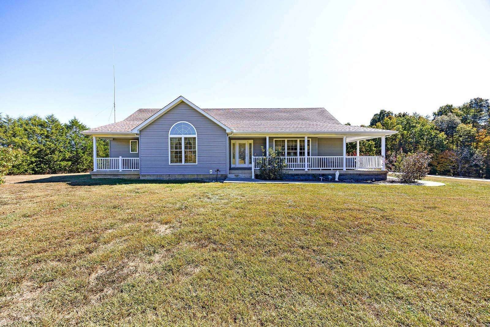 16 Acres of Land with Home for Sale in Raywick, Kentucky