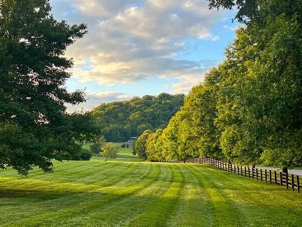 31.2 Acres of Recreational Land with Home for Sale in Franklin, Tennessee