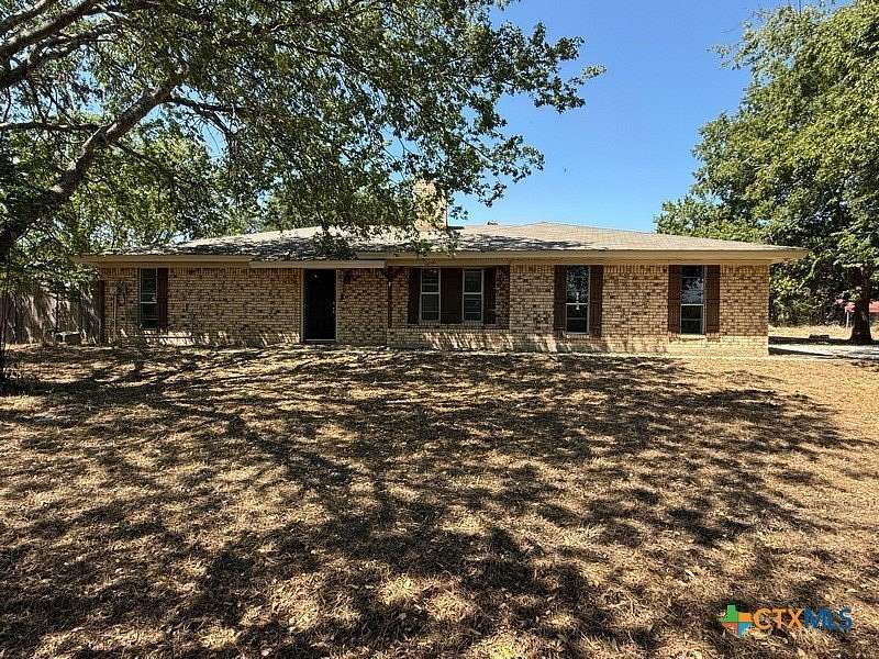 1.7 Acres of Land with Home for Sale in Kempner, Texas