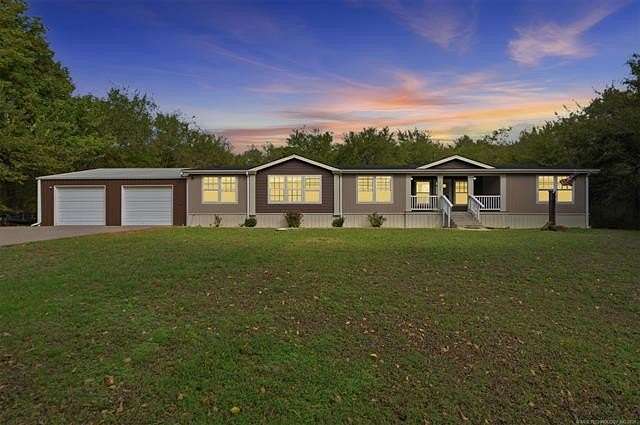2.55 Acres of Land with Home for Sale in Muskogee, Oklahoma
