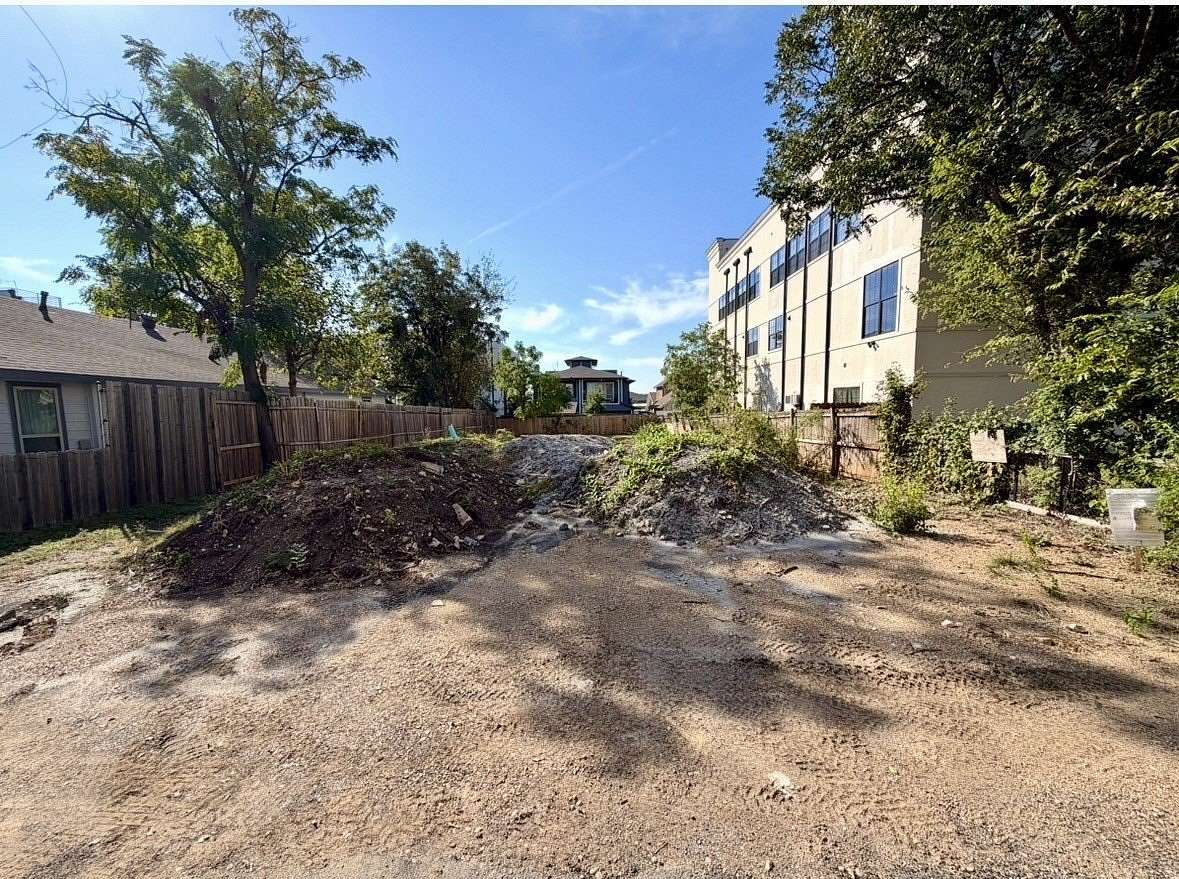 0.14 Acres of Residential Land for Sale in Dallas, Texas
