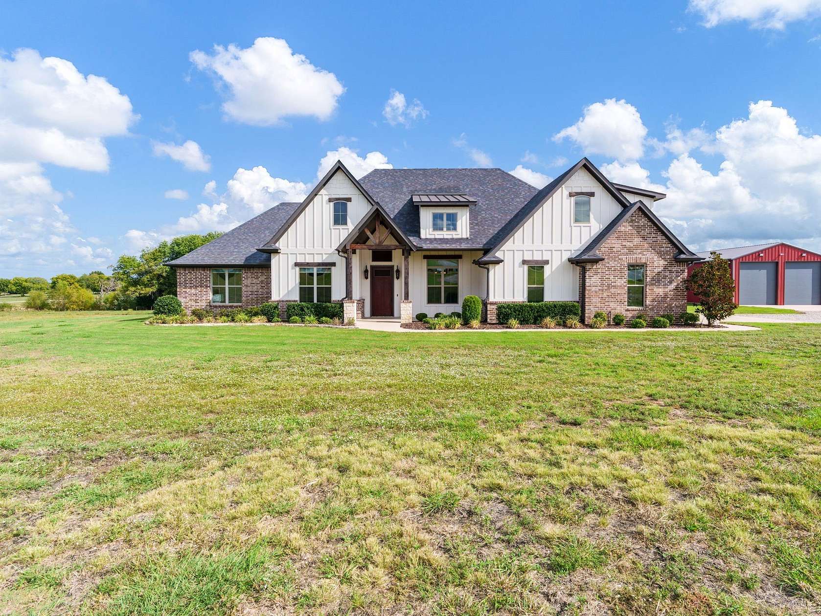 13.6 Acres of Land with Home for Sale in Sherman, Texas