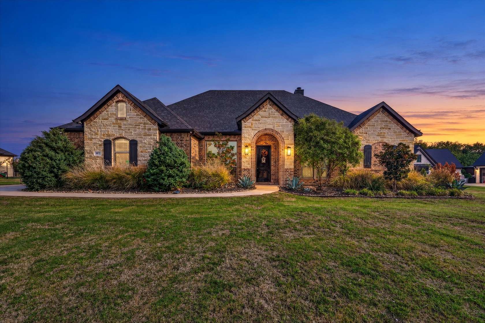 1.5 Acres of Land with Home for Sale in Rockwall, Texas