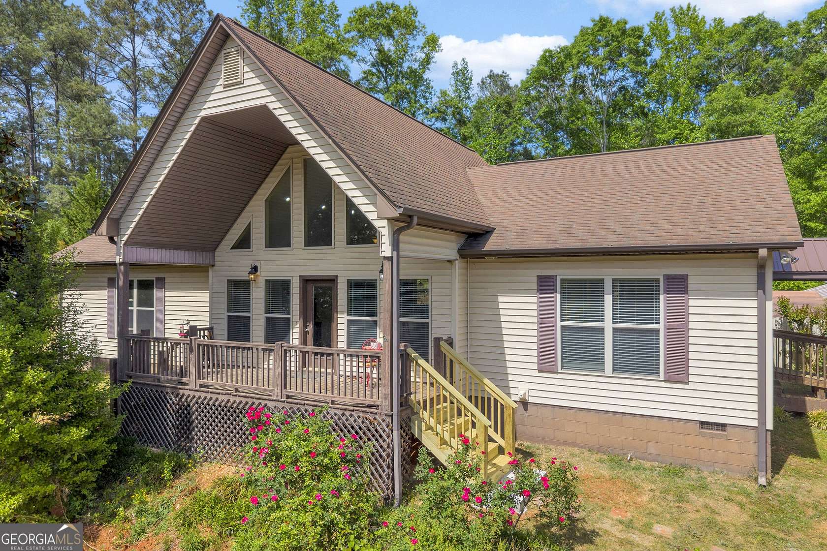 17.4 Acres of Land with Home for Sale in Carnesville, Georgia