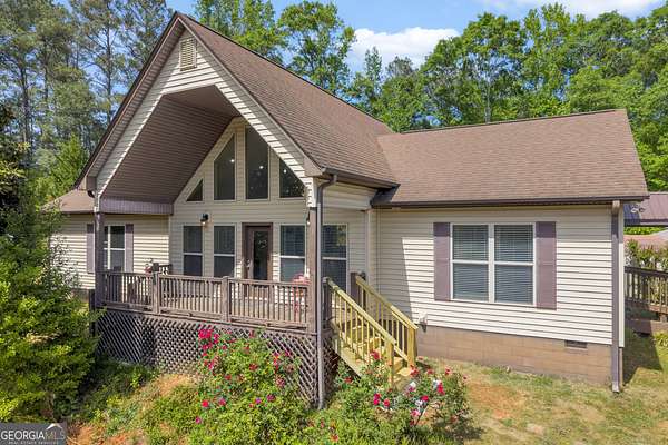 17.4 Acres of Land with Home for Sale in Carnesville, Georgia