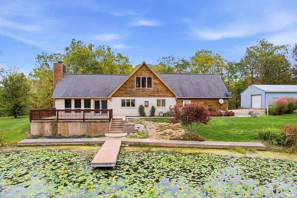 30 Acres of Recreational Land with Home for Sale in Hartford City, Indiana