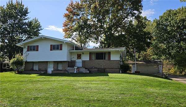 1.6 Acres of Land with Home for Sale in Tallmadge, Ohio