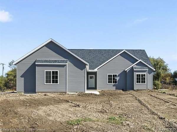 2.68 Acres of Land with Home for Sale in Cottrellville Township, Michigan